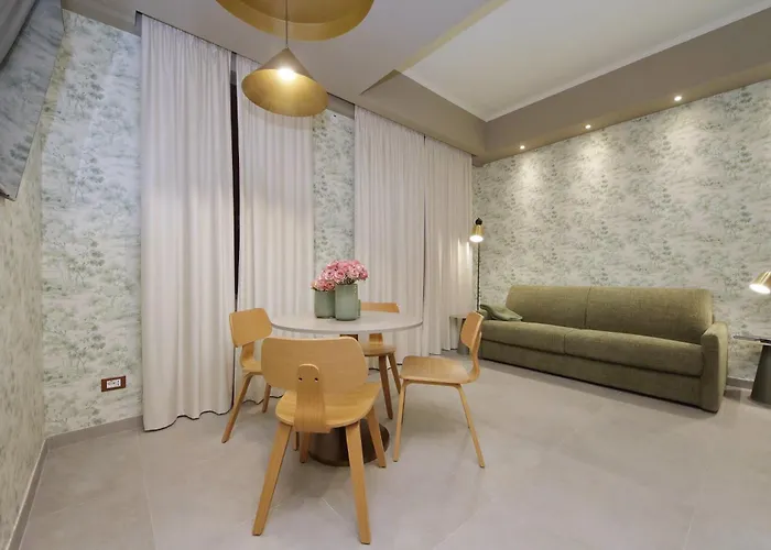 Apartment Style *